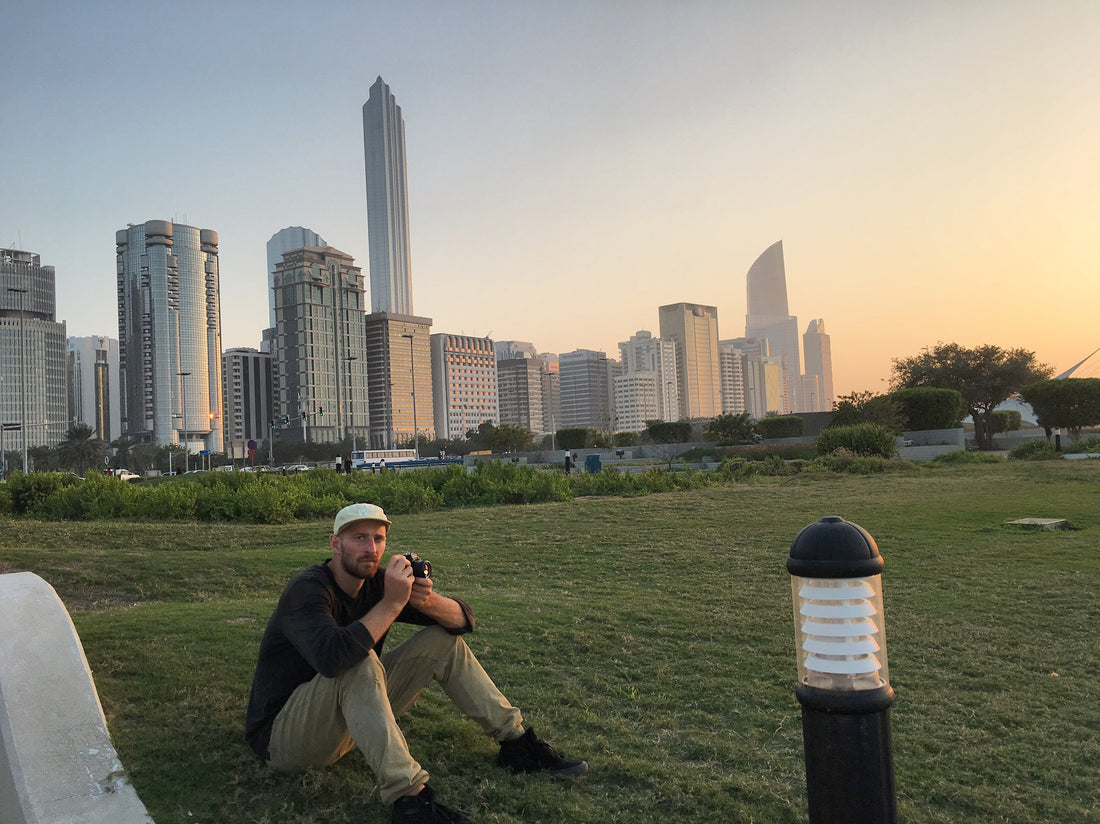 Support Group: Lost Memories of Dubai